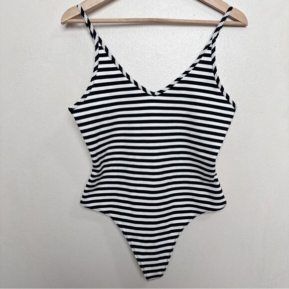 Aritzia Womens Large Sunday Best Vneck Striped Bodysuit - Picture 2 of 12